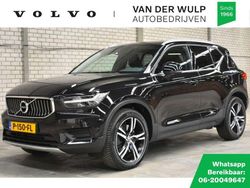 Zwart Gebruikt 2022 Volvo XC40 Inscription SUV | € 32.500 (Eerlijke prijs)