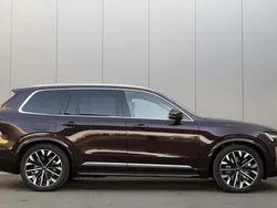 Rood Nieuw 2025 Volvo XC90 Ultra SUV | € 92.945 (Goede deal)