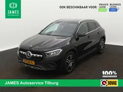Zwart Gebruikt 2023 Mercedes GLA200 Business SUV | € 39.640