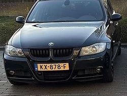 Zwart Gebruikt 2006 BMW 325 Executive Stationwagen | € 8.000 (Duur)