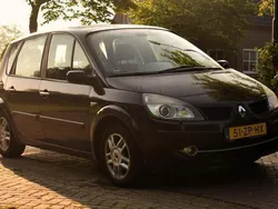 Zwart Gebruikt 2008 Renault Scénic II MPV | € 2.950 (Duur)