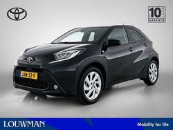 Zwart Gebruikt 2025 Toyota Aygo X Pulse SUV | € 22.950
