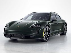 Groen Gebruikt 2024 Porsche Taycan Turbo S Sport Turismo Sedan | € 149.900