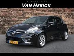 Zwart Gebruikt 2016 Renault Clio IV LIMITED Hatchback | € 8.445 (Eerlijke prijs)
