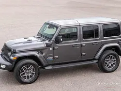 Grijs, metallic lak Gebruikt 2021 Jeep Wrangler Unlimited Sahara SUV | € 52.950