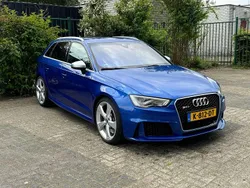 Blauw Gebruikt 2015 Audi RS3 Hatchback | € 35.000 (Goede deal)