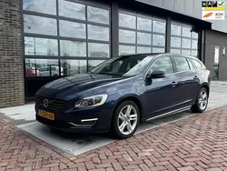 Blauw Gebruikt 2013 Volvo V60 Summum Stationwagen | € 4.975 (Goede deal)