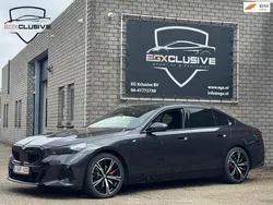Grijs Gebruikt 2024 BMW 520 Executive Sedan | € 51.500 (Super prijs)