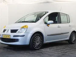 Grijs Gebruikt 2006 Renault Modus MPV | € 1.150 (Eerlijke prijs)