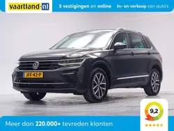 Grijs Gebruikt 2022 VW Tiguan Life SUV | € 25.745 (Super prijs)