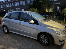 Zilver Gebruikt 2010 Mercedes B160 Business MPV | € 4.950 (Eerlijke prijs)