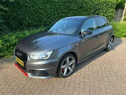 Grijs Gebruikt 2015 Audi A1 Hatchback | € 17.950