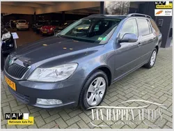Grijs, metallic lak Gebruikt 2011 Skoda Octavia Business Line Stationwagen | € 3.450 (Iets duurder)