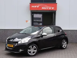 Zwart Gebruikt 2014 Peugeot 208 Allure Hatchback | € 6.999 (Eerlijke prijs)