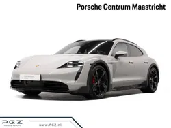 Krijt Gebruikt 2024 Porsche Taycan 4S Cross Turismo Sedan | € 109.750 (Duur)