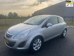 Grijs Gebruikt 2012 Opel Corsa Edition Hatchback | € 3.599 (Goede deal)