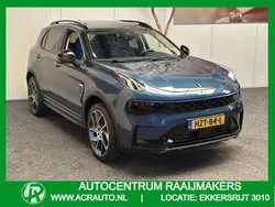 Blauw, metallic lak Gebruikt 2023 Lynk & Co 01 SUV | € 25.640 (Goede deal)