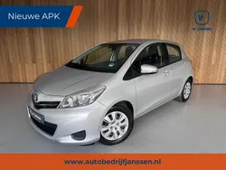 Grijs Gebruikt 2011 Toyota Yaris Hatchback | € 6.950 (Duur)