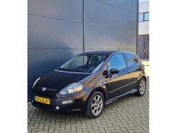 Zwart Gebruikt 2010 Fiat Grande Punto Hatchback | € 2.495 (Eerlijke prijs)
