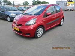 Rood Gebruikt 2012 Toyota Aygo Comfort Hatchback | € 2.499 (Eerlijke prijs)