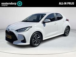 Wit Gebruikt 2022 Toyota Yaris Hybrid Hatchback | € 20.885 (Eerlijke prijs)