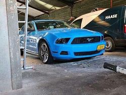 Blauw Gebruikt 2010 Ford Mustang Coupé | € 15.000 (Eerlijke prijs)