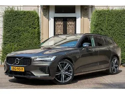 Grijs Gebruikt 2021 Volvo V60 R-Design Stationwagen | € 34.940 (Eerlijke prijs)