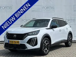 Wit Gebruikt 2023 Peugeot 2008 Allure SUV | € 22.500 (Goede deal)