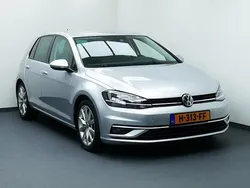 Grijs Gebruikt 2019 VW Golf VII Highline Hatchback | € 19.949 (Super prijs)