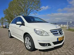 Wit Gebruikt 2009 Mercedes B180 Business MPV | € 3.299 (Goede deal)