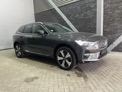 Grijs Gebruikt 2025 Volvo XC60 Plus SUV | € 59.900 (Eerlijke prijs)