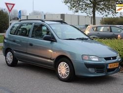 Groen, metallic lak Gebruikt 2003 Mitsubishi Space Star MPV | € 1.250 (Eerlijke prijs)
