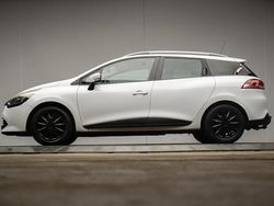 Wit Gebruikt 2014 Renault Clio GrandTour Expression Stationwagen | € 4.945 (Eerlijke prijs)