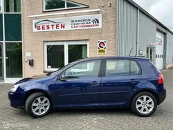 Blauw Gebruikt 2006 VW Golf V Comfortline Hatchback | € 4.695 (Eerlijke prijs)