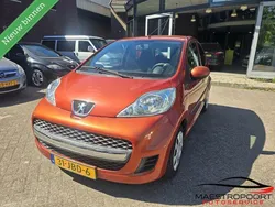 Oranje Gebruikt 2009 Peugeot 107 Hatchback | € 2.450 (Goede deal)