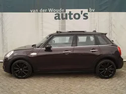 Bruin Gebruikt 2015 Mini Cooper D Chili Hatchback | € 16.900