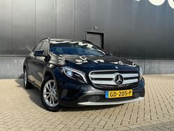 Zwart (metallic) Gebruikt 2015 Mercedes GLA180 SUV | € 15.950 (Goede deal)