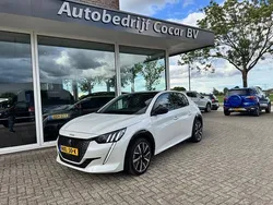 Wit Gebruikt 2020 Peugeot 208 GT-line Hatchback | € 15.950 (Eerlijke prijs)