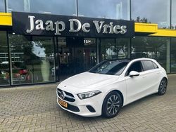 Wit Gebruikt 2019 Mercedes A180 Business Hatchback | € 23.950 (Eerlijke prijs)
