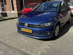 Blauw Gebruikt 2018 VW Polo Business Hatchback | € 10.000 (Goede deal)