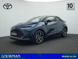 Blauw, metallic lak Nieuw 2025 Toyota C-HR SUV | € 40.190 (Duur)