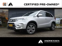 Grijs, metallic lak Gebruikt 2024 Suzuki Vitara SUV | € 28.450 (Eerlijke prijs)