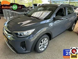 Grijs, metallic lak Gebruikt 2021 Kia Stonic SUV | € 15.995 (Super prijs)