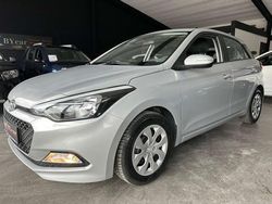 Grijs Gebruikt 2017 Hyundai i20 Sedan | € 10.100 (Eerlijke prijs)