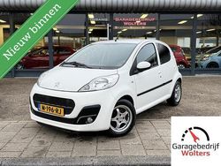 Wit Gebruikt 2013 Peugeot 107 Sportium Hatchback | € 4.950 (Eerlijke prijs)