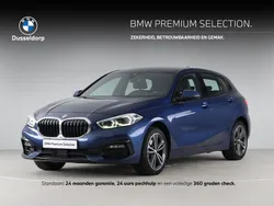 Blauw, metallic lak Gebruikt 2021 BMW 118 Executive Hatchback | € 22.900 (Eerlijke prijs)