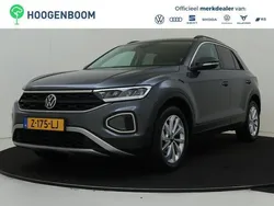 Grijs Gebruikt 2024 VW T-Roc Edition SUV | € 25.950 (Goede deal)