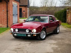 Rood Gebruikt 1986 Aston Martin V8 Coupé | € 222.868