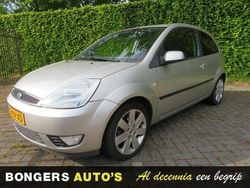 Grijs Gebruikt 2005 Ford Fiesta Futura Hatchback | € 2.450 (Iets duurder)