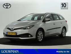 Zilver Gebruikt 2017 Toyota Auris Hybrid Stationwagen | € 14.945 (Eerlijke prijs)